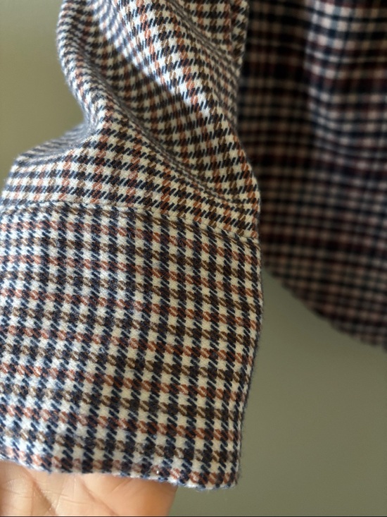 Abercrombie & Fitch Two-Tone Plaid Button-Down Shirt - Brown & Black - Picture 3 of 4